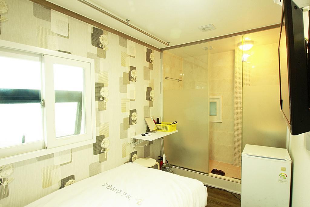Eel Guesthouse Seoul Bilik gambar